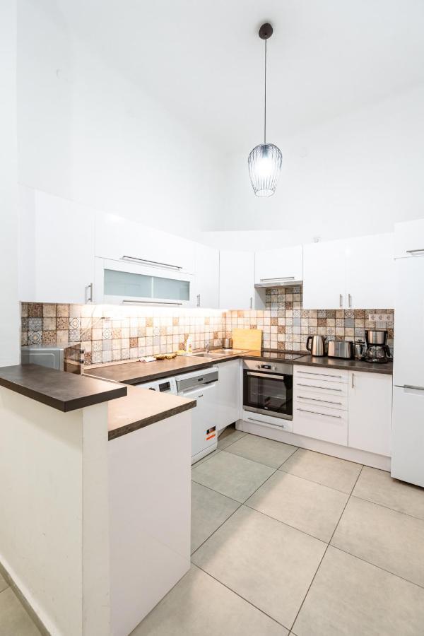 Spacious Premium Apartment By Buda Castle District Budapest Exterior photo